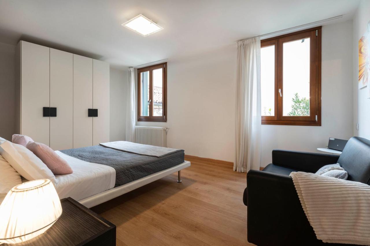Guglie Design Apartments Венеция Экстерьер фото
